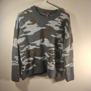 Vince Camuto Women's Green & Brown Camo Crew Neck Sweater Size S